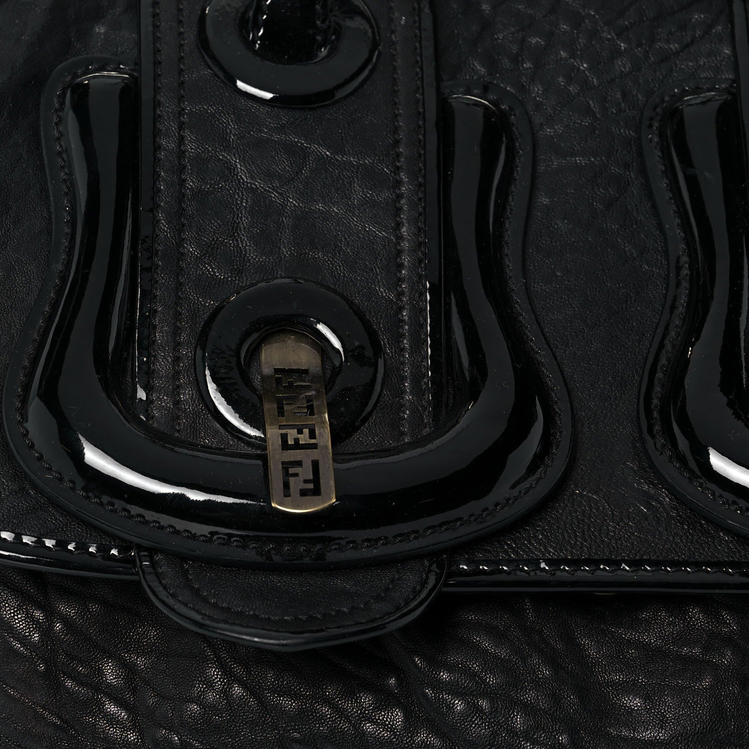 Fendi Nappa Patent Large B Bag Black 4 of 28