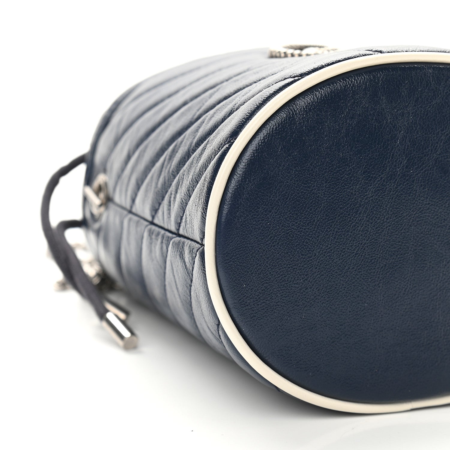 Gucci Vintage Effect Calfskin Matelasse Diagonal Mini Torchon GG Marmont 2.0 Bucket Bag Blue Agata Mystic White 8 of 9