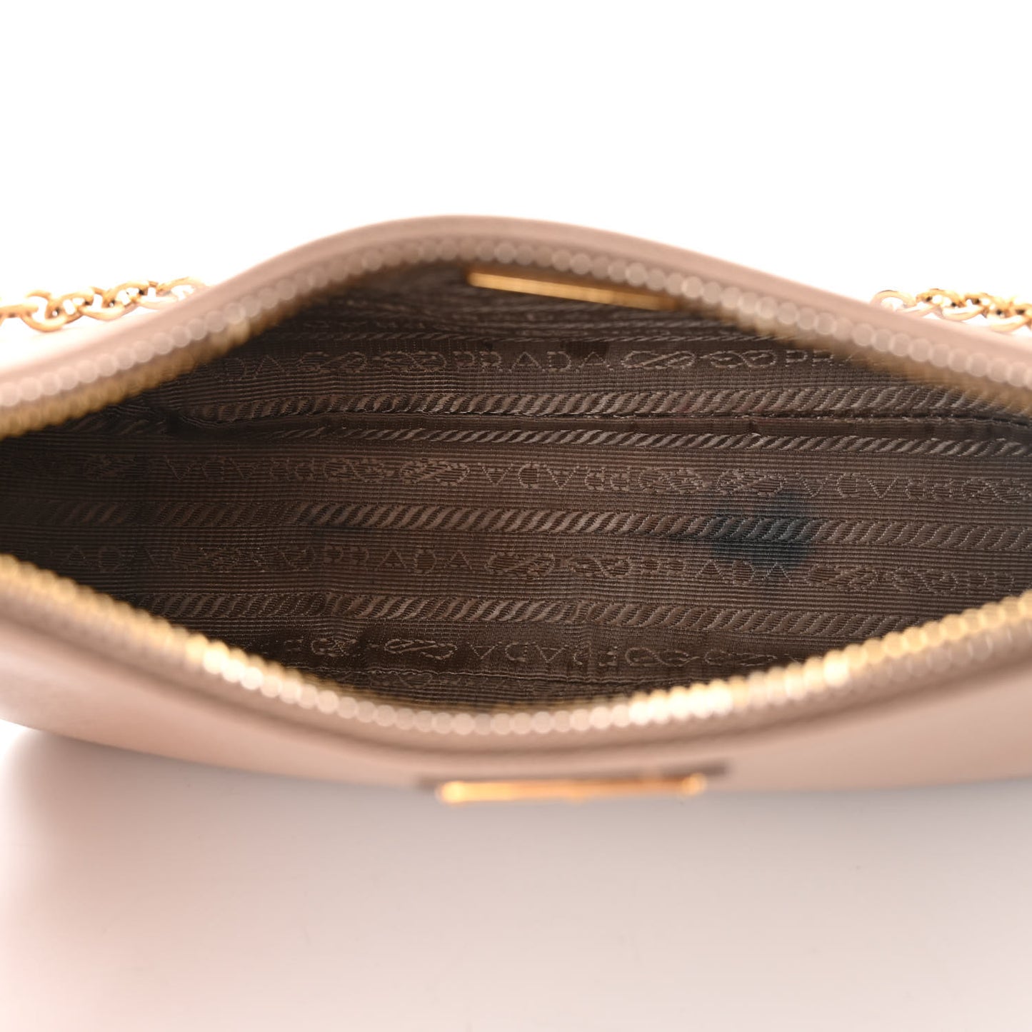 Saffiano Lux Re-Edition 2005 Shoulder Bag Cammeo