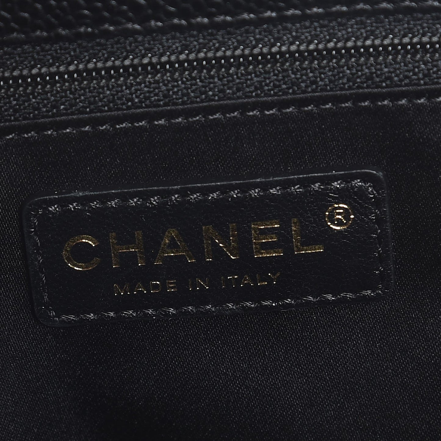 Caviar Quilted Petit Shopping Tote PST Black