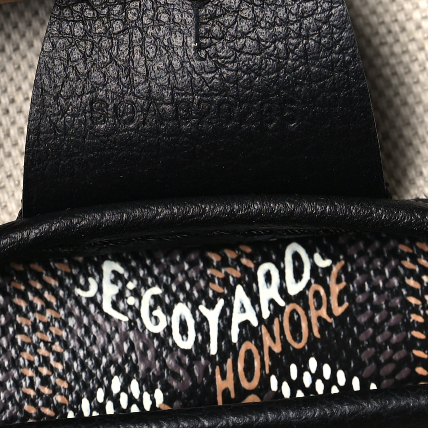 Goyardine Artois PM Black