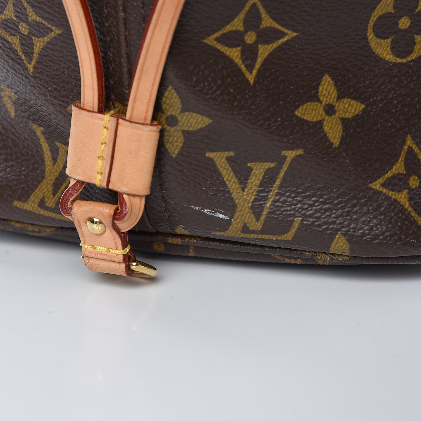 Monogram V Neverfull MM Grenade