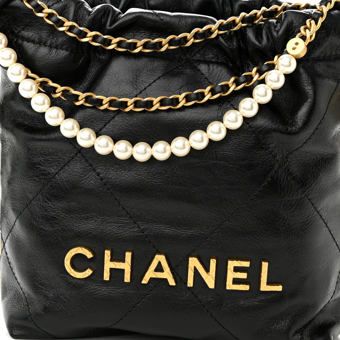 Shiny Crumpled Calfskin Quilted Pearl Mini Chanel 22 Black