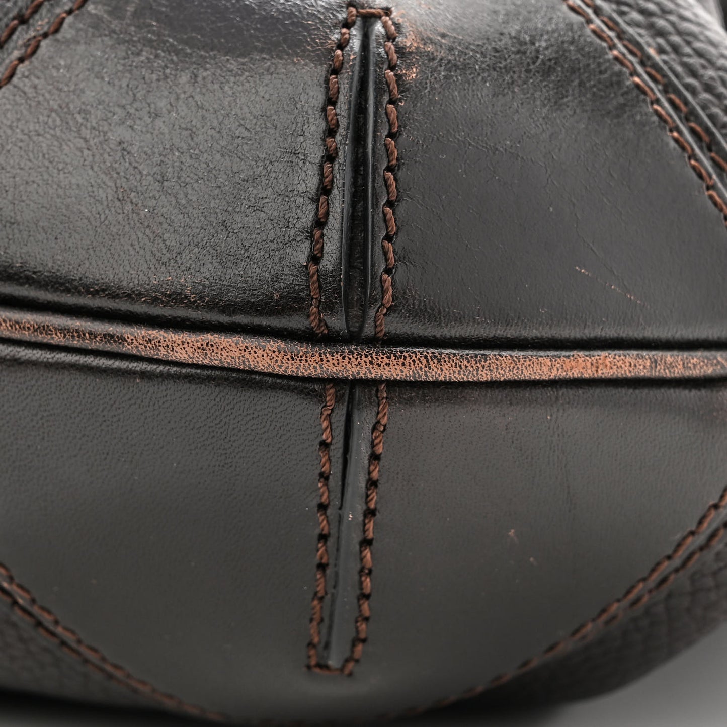 Grainy Calfskin Willenmore Hobo Black