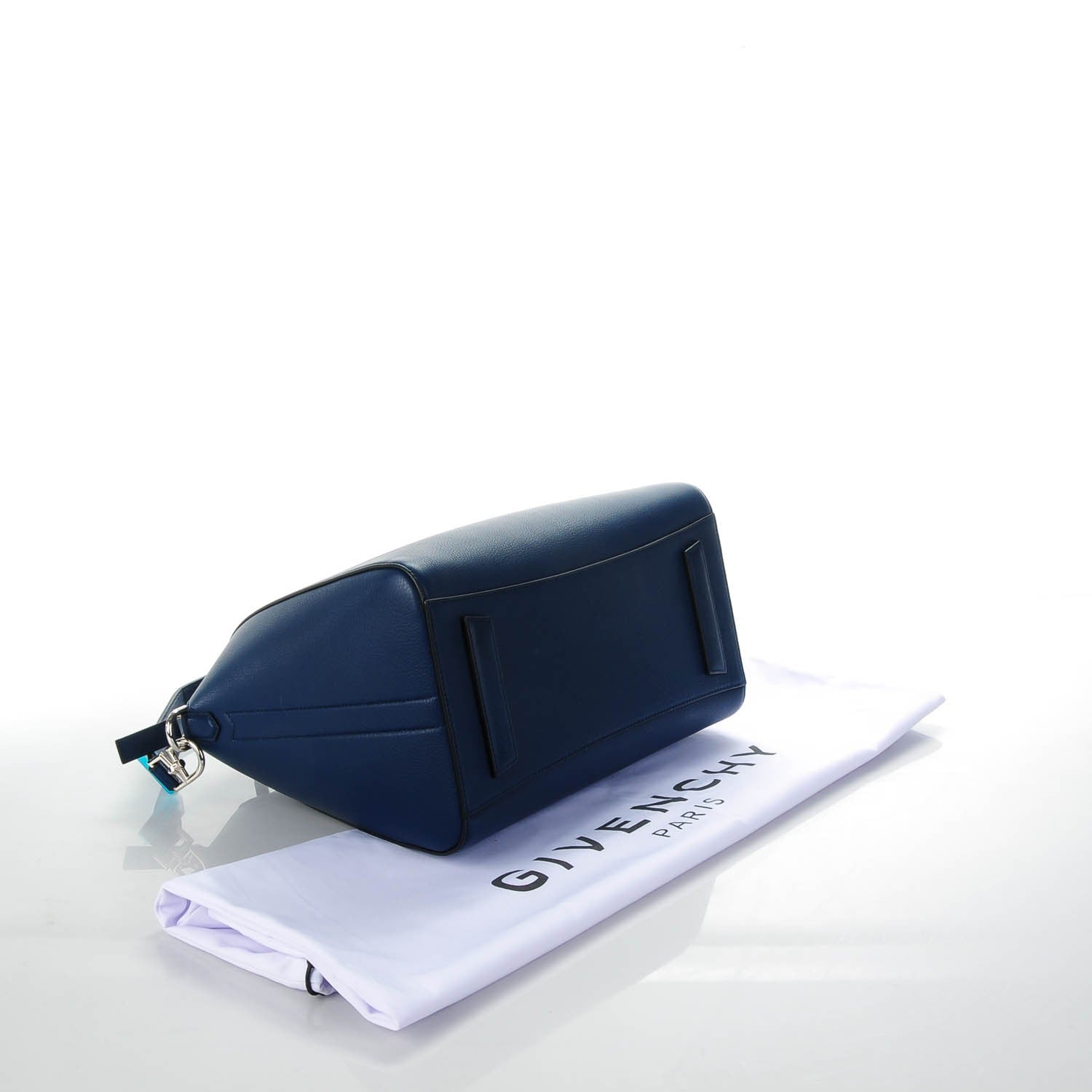 Givenchy Sugar Goatskin Medium Antigona Deep Blue 4 of 7