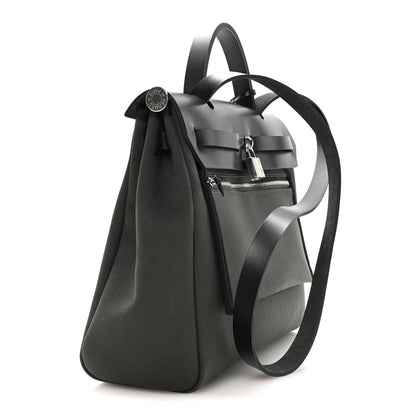 Hermes Toile Militaire Vache Hunter Laque Herbag Zip Retourne PM 31 Vert Mangrove Black 4 of 12