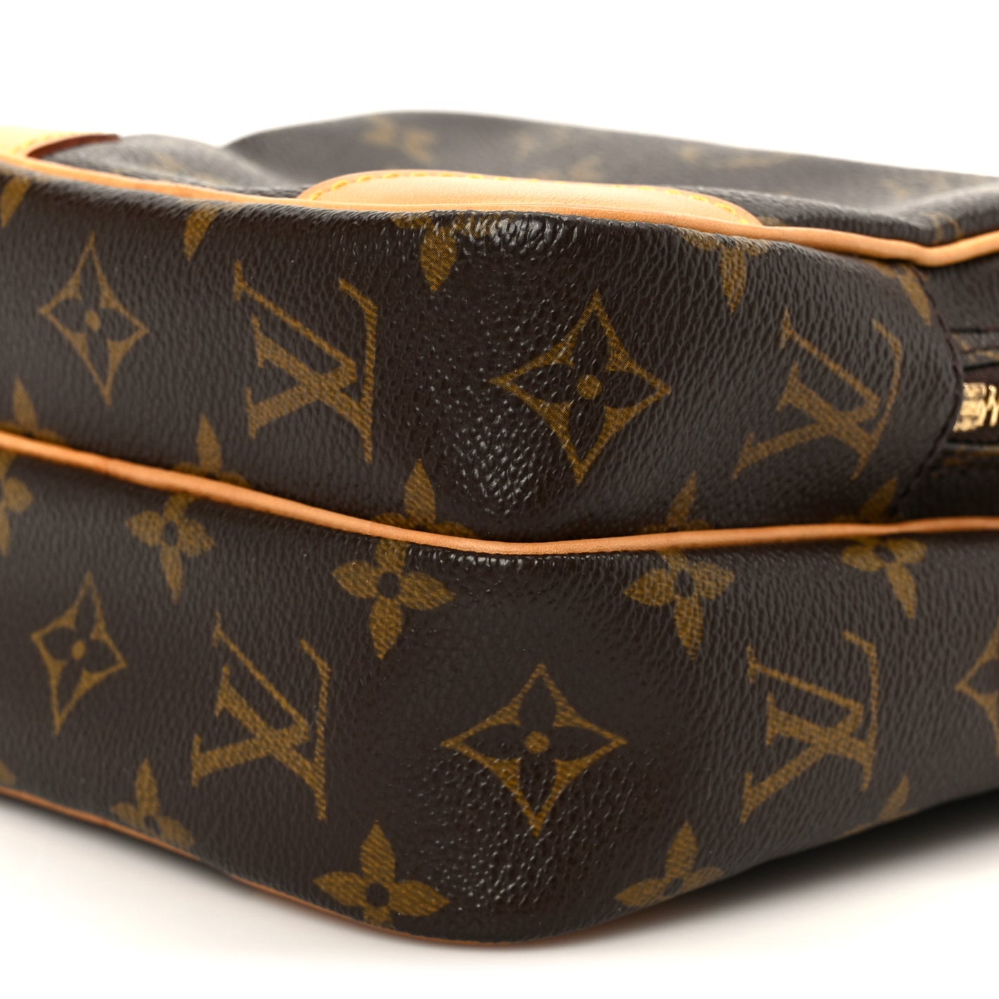 Monogram Amazone
