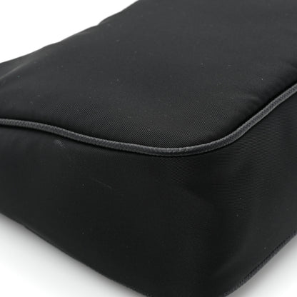 Prada Nylon Re-Edition 2005 Shoulder Bag Black 12 of 12
