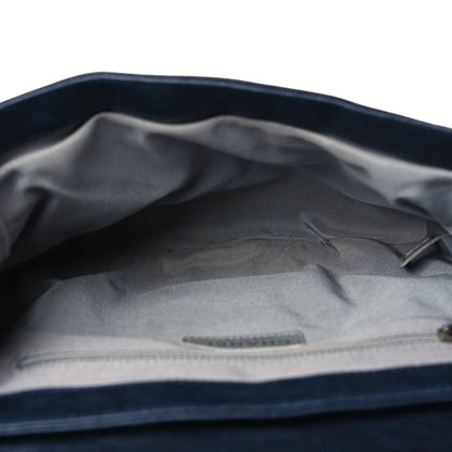 Chanel Washed Lambskin Quilted Medium Chain Around Messenger Navy Blue 4 of 9