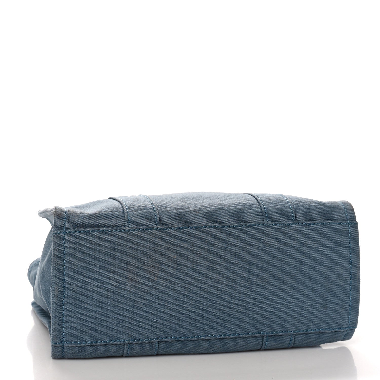 Marc Jacobs Cotton Canvas Medium The Traveler Tote Bag Blue Shadow 4 of 12