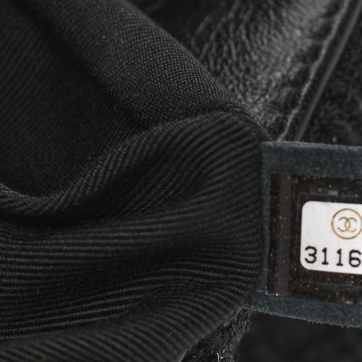 Tweed Quilted Medium Chanel 19 Flap Black