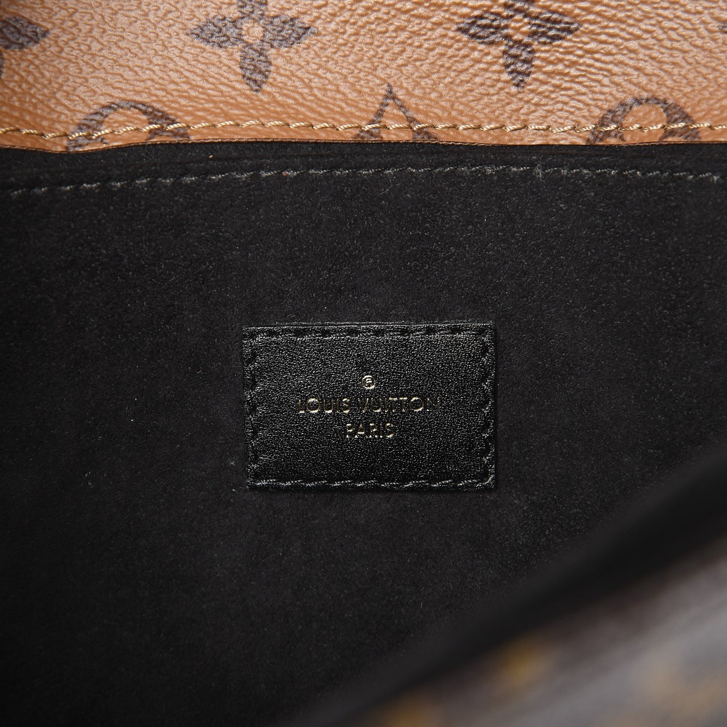 Reverse Monogram Pochette Metis