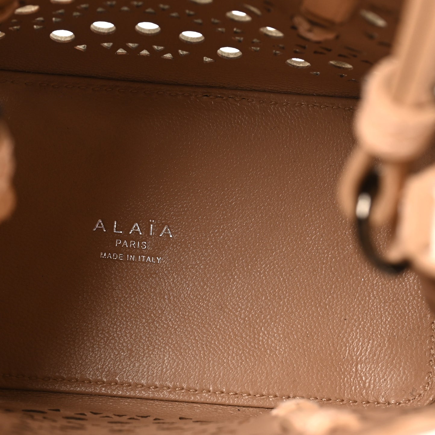 Lux Calfskin Vienne Wave Mina 16 Bag Peche