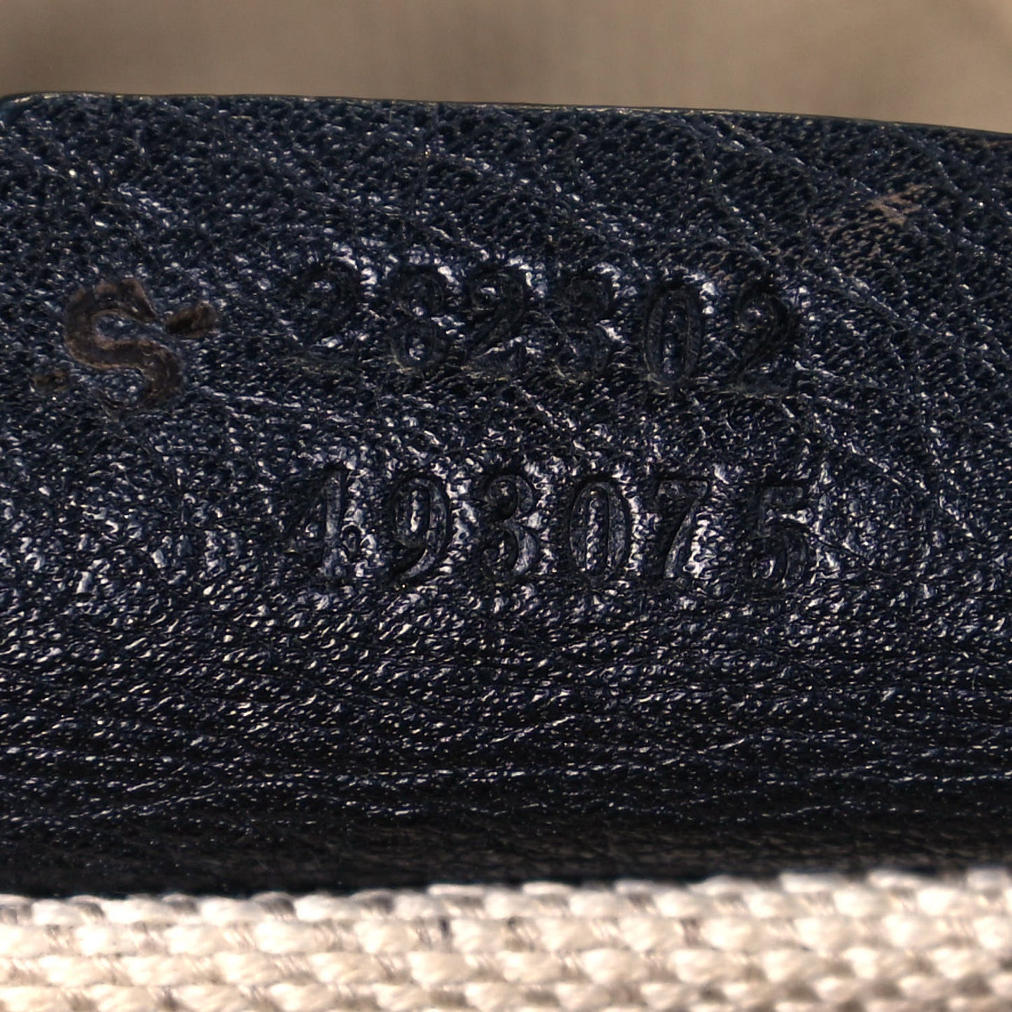 Pebbled Calfskin Medium Soho Boston Black