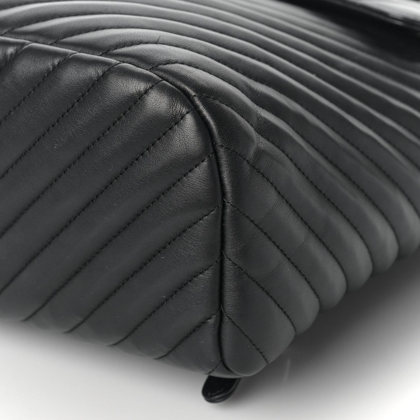 Calfskin Chevron Quilted Large Urban Spirit Backpack Black