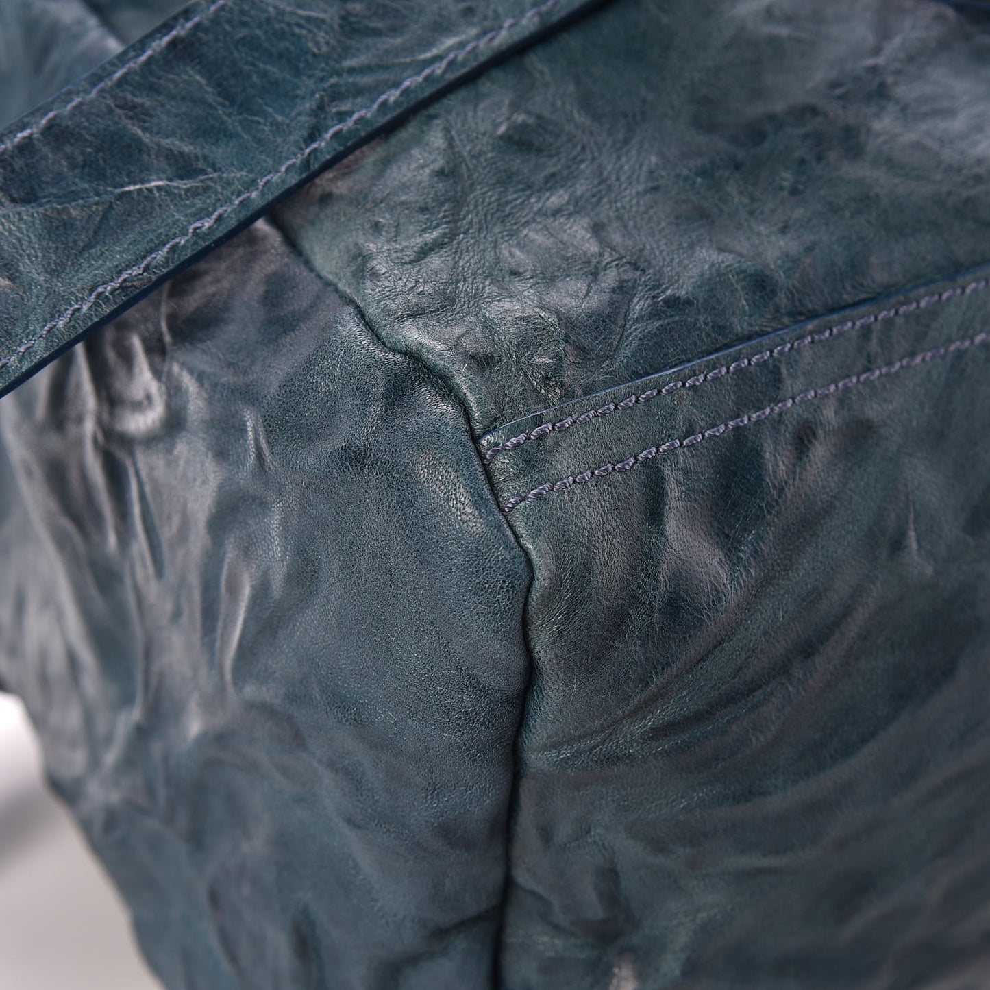 Tumbled Sheepskin Medium Pandora Mineral Blue