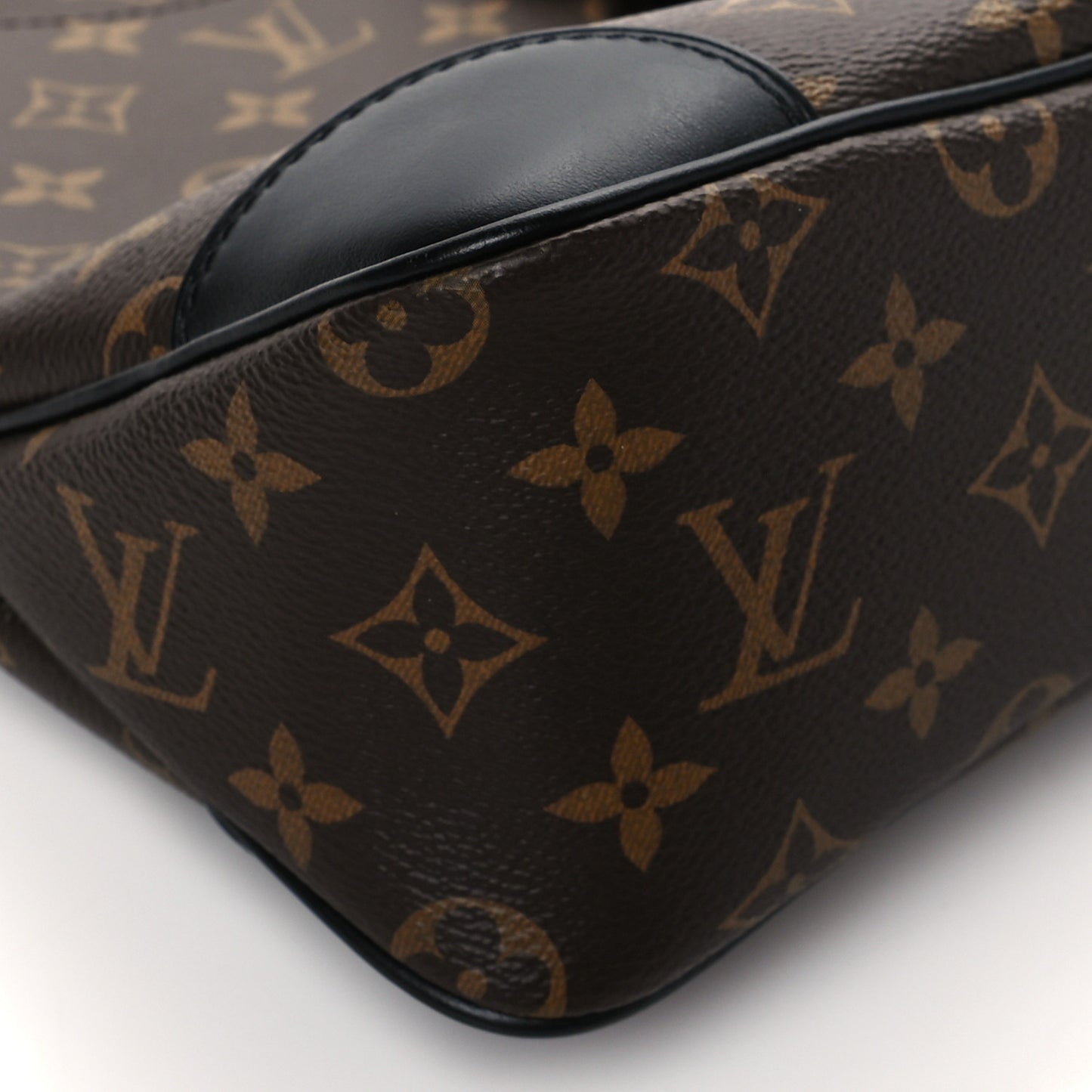 Monogram Odeon MM Black