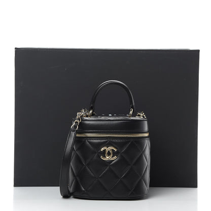 Chanel Lambskin Quilted Trendy Vanity Case Black 15 of 15