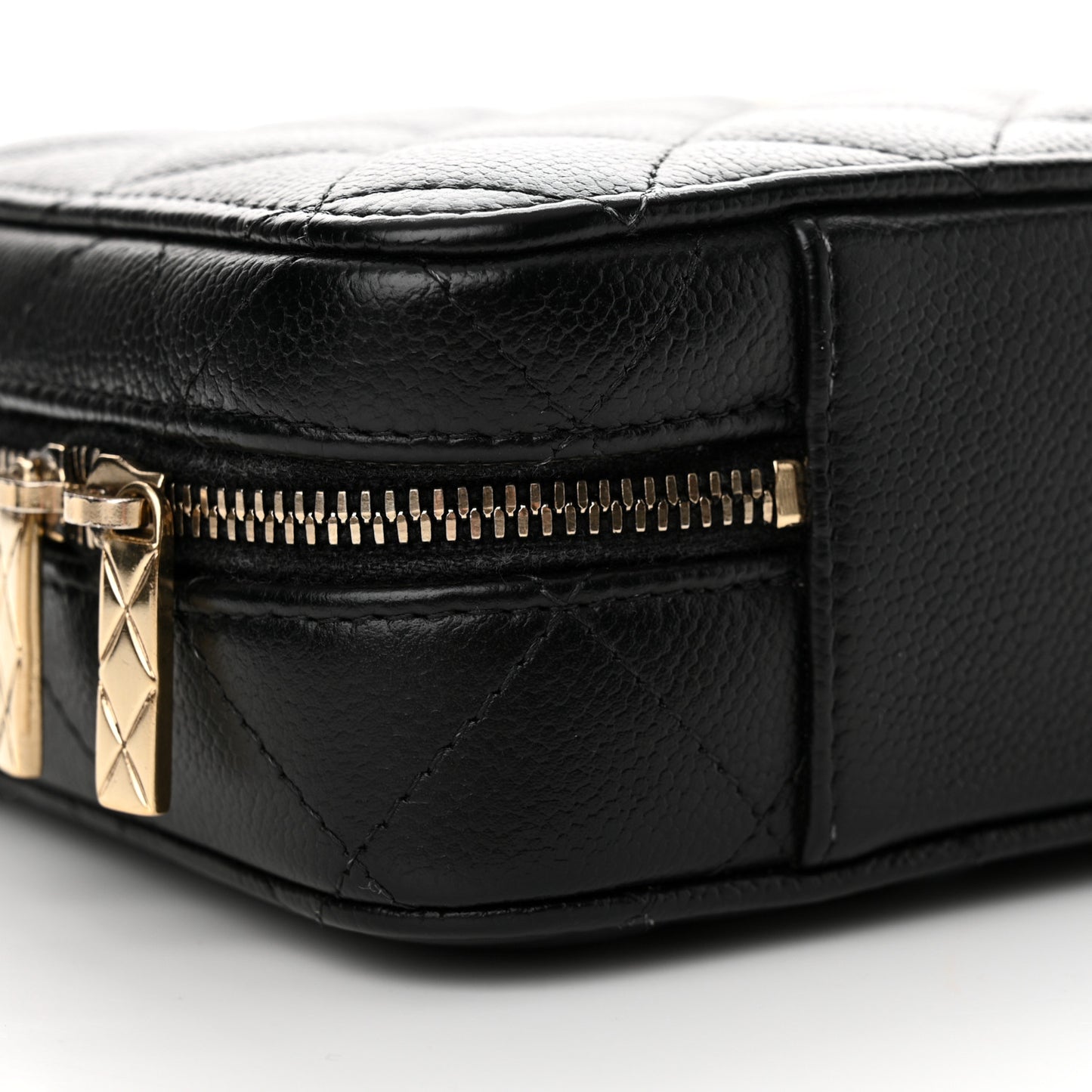 Caviar Quilted Vanity Case Black