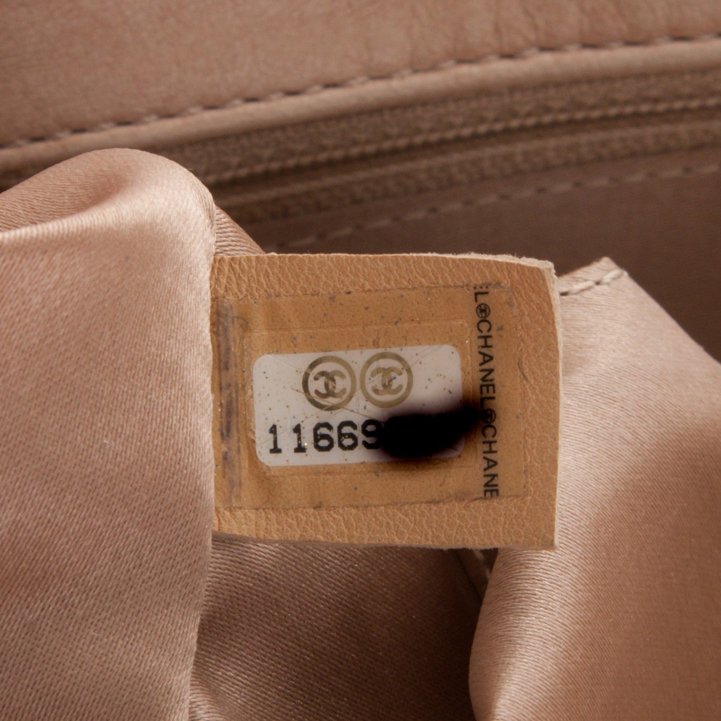 Lambskin Bubble Quilt Accordion Flap Beige