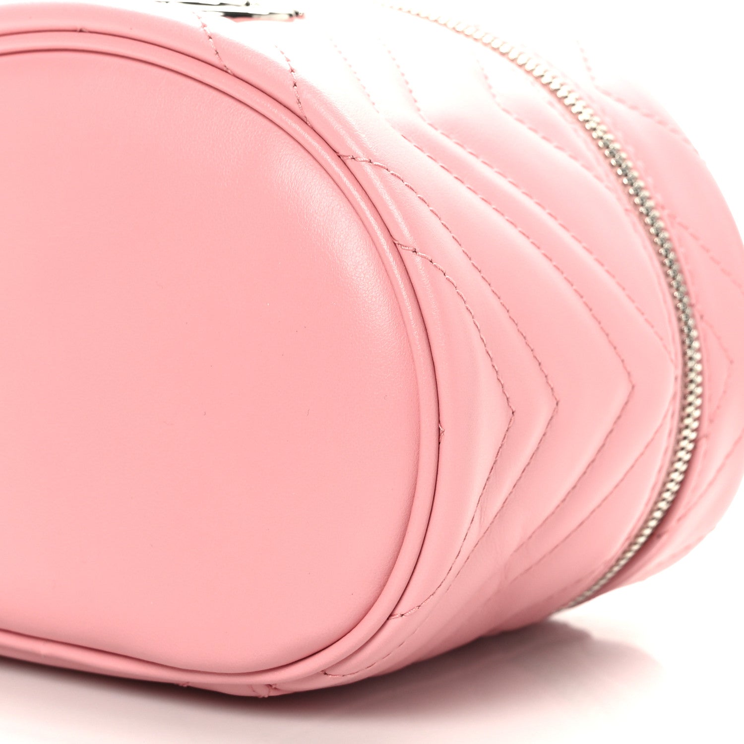 Gucci Calfskin Matelasse GG Marmont Vanity Cosmetic Case Wild Rose 9 of 9