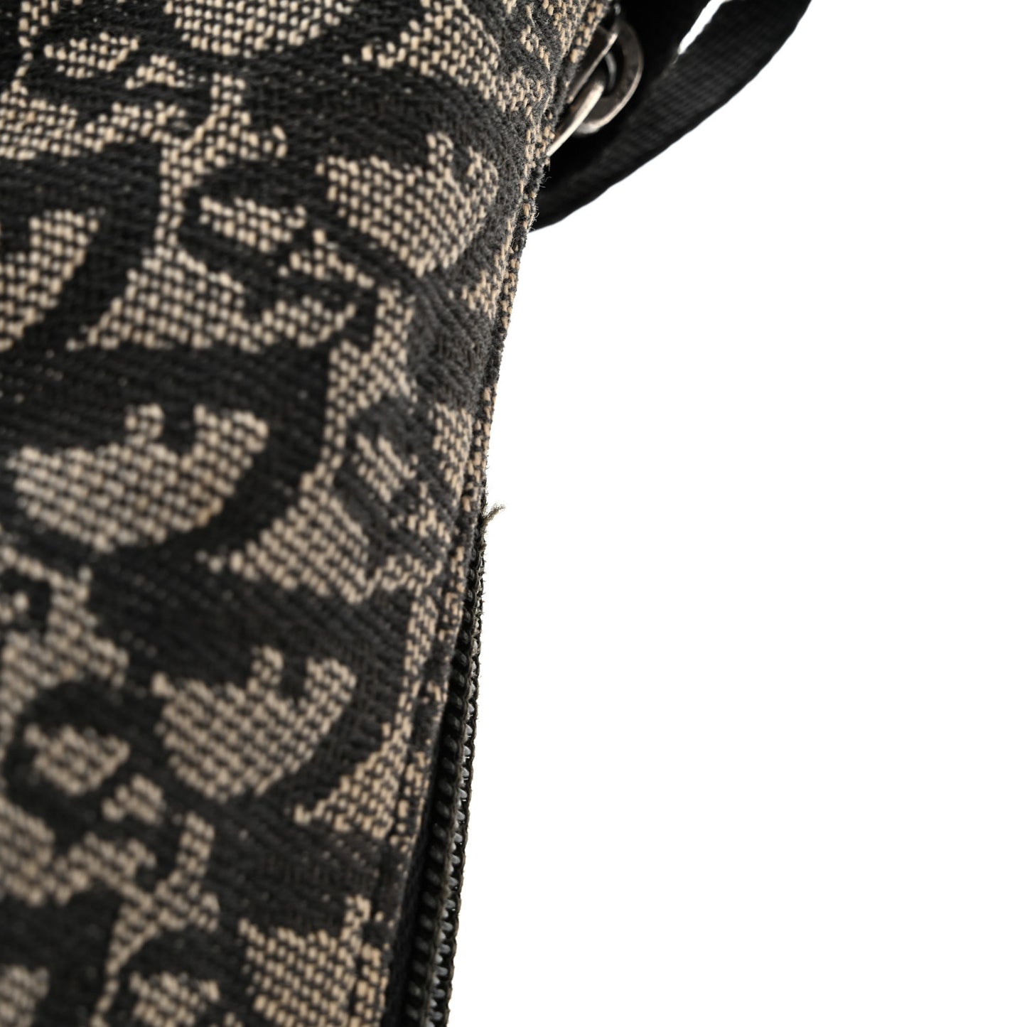 Monogram Shoulder Bag Pochette Black