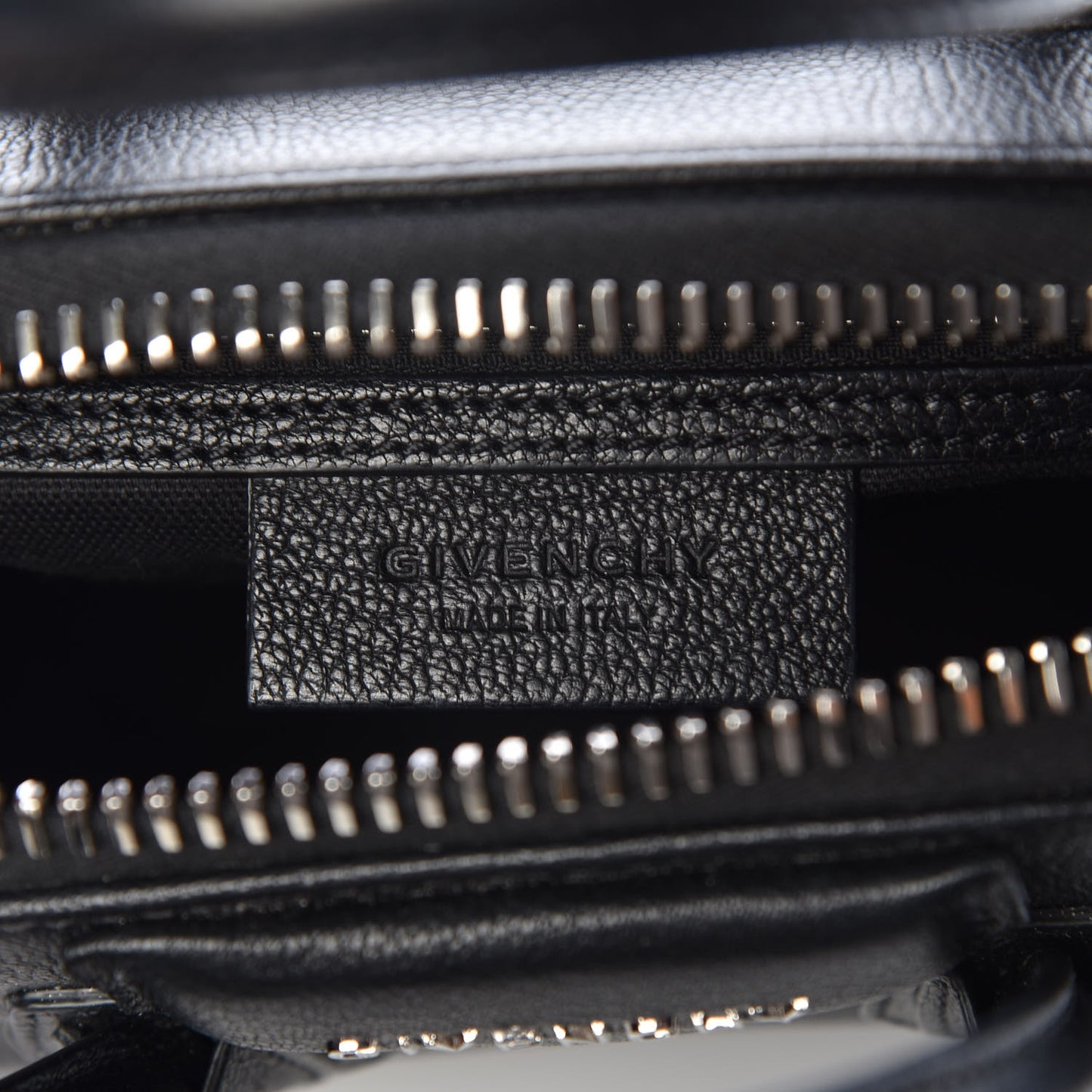 Sugar Goatskin Mini Antigona Black