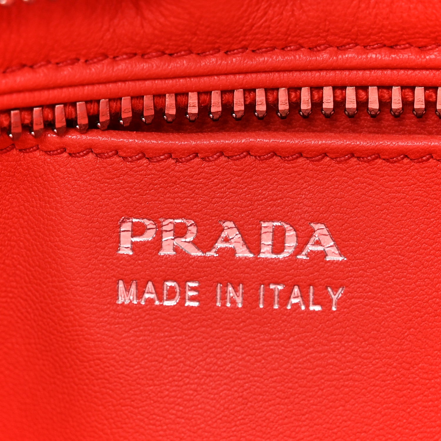 Prada Vitello Daino Lips Inside Bag Bianco 7 of 16