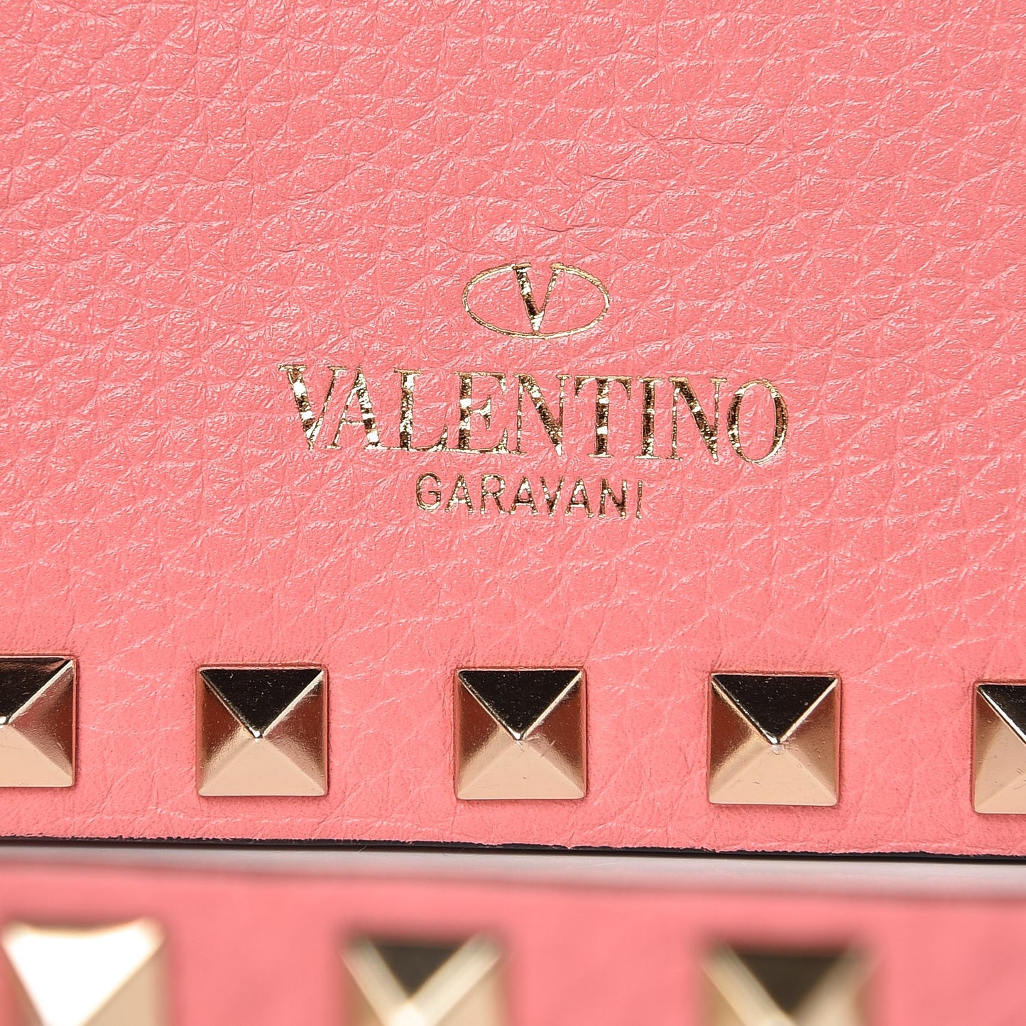 Pebbled Calfskin Rockstud Flap Crossbody Bag Paradise Rose