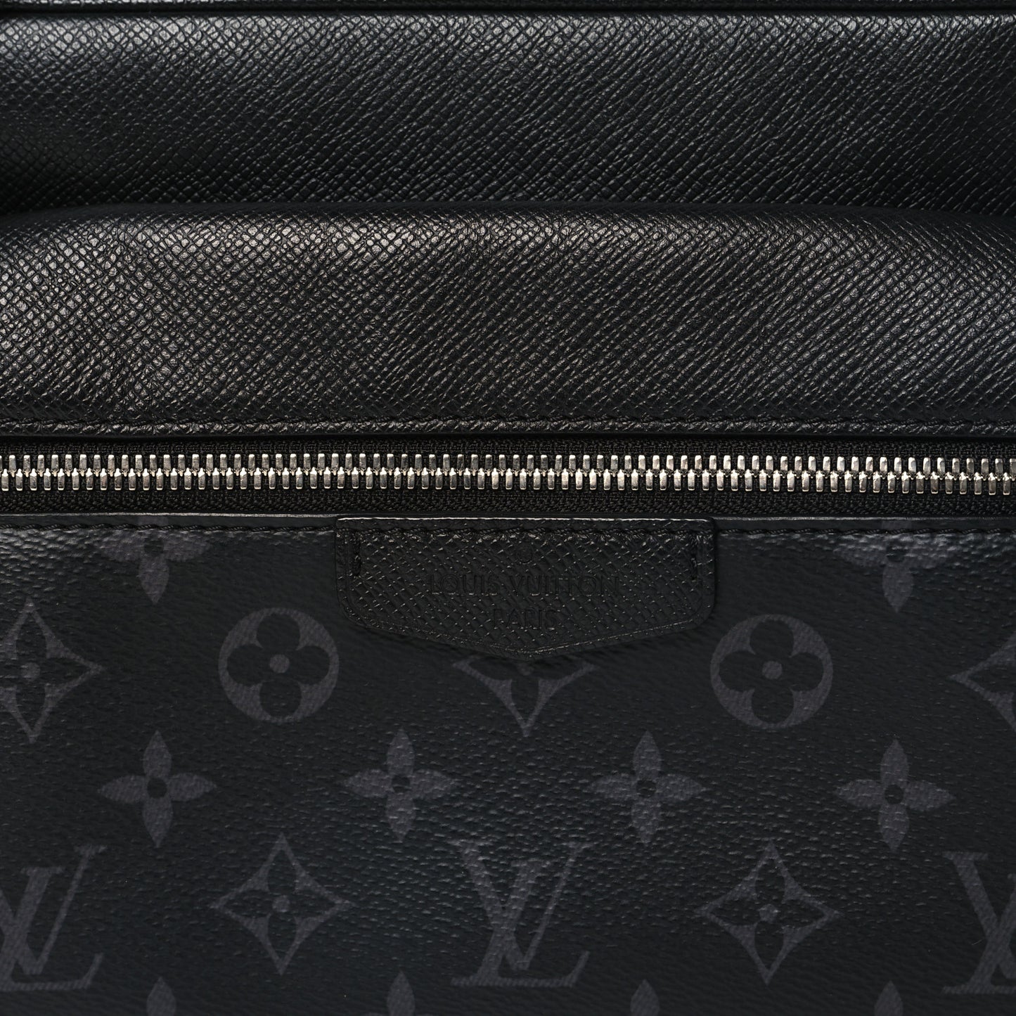 Taiga Monogram Eclipse Outdoor Messenger Black