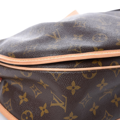 Louis Vuitton Monogram Menilmontant MM 13 of 17