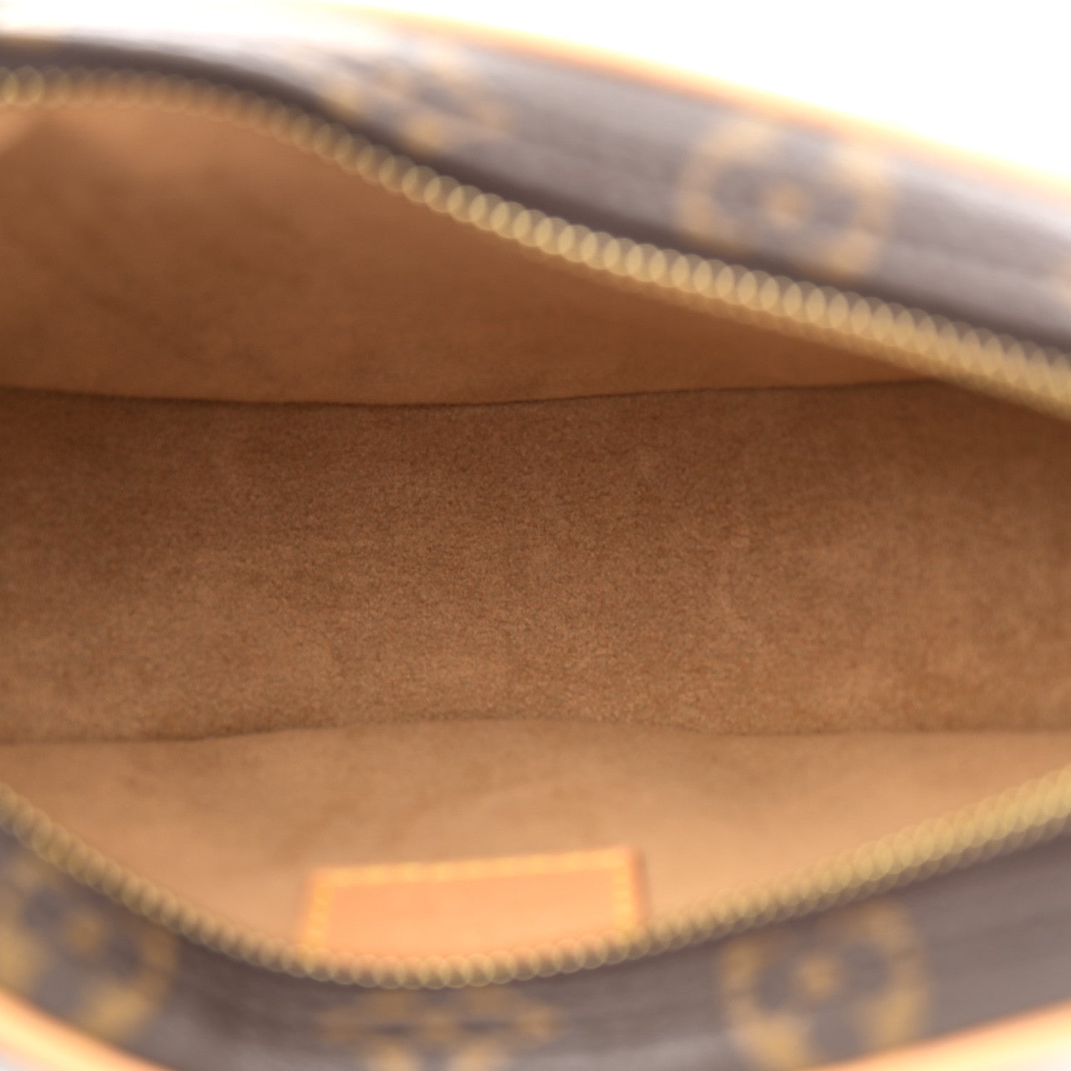 Louis Vuitton Monogram Loop 5 of 9