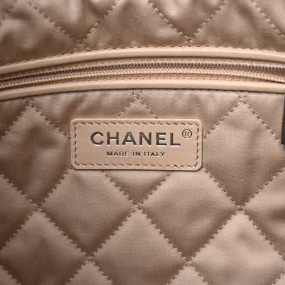 Chanel Shiny Calfskin Quilted Chanel 22 White 5 of 7