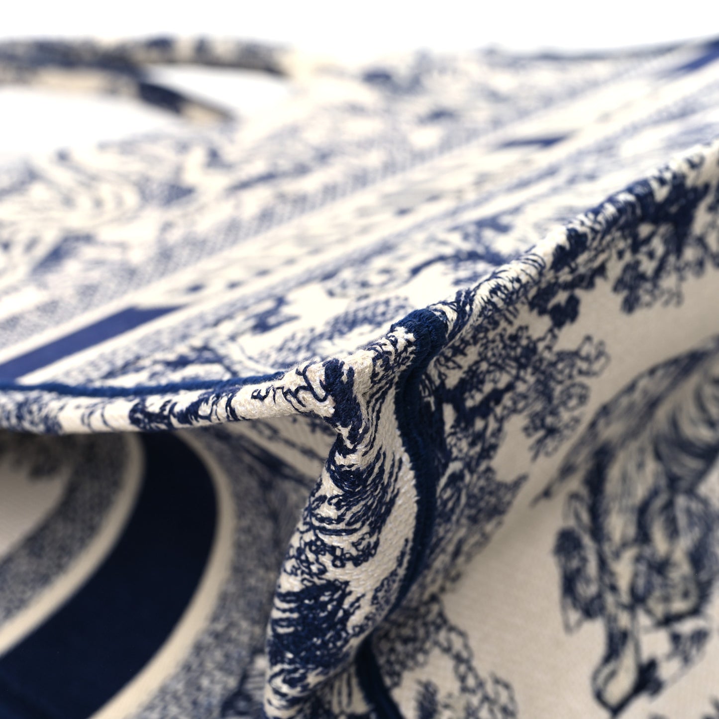 Canvas Embroidered Medium Dioriviera Toile De Jouy Book Tote Blue