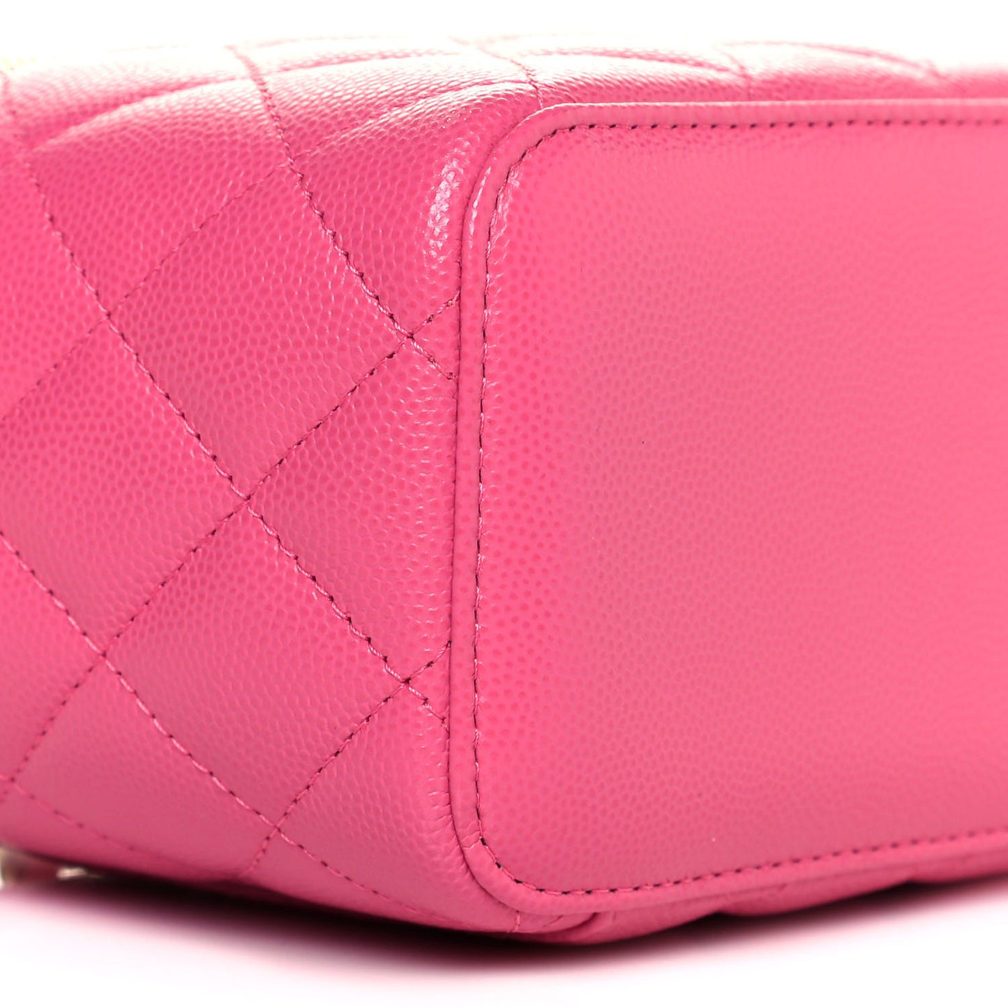 Caviar Quilted Small Vanity Case With Chain Pink