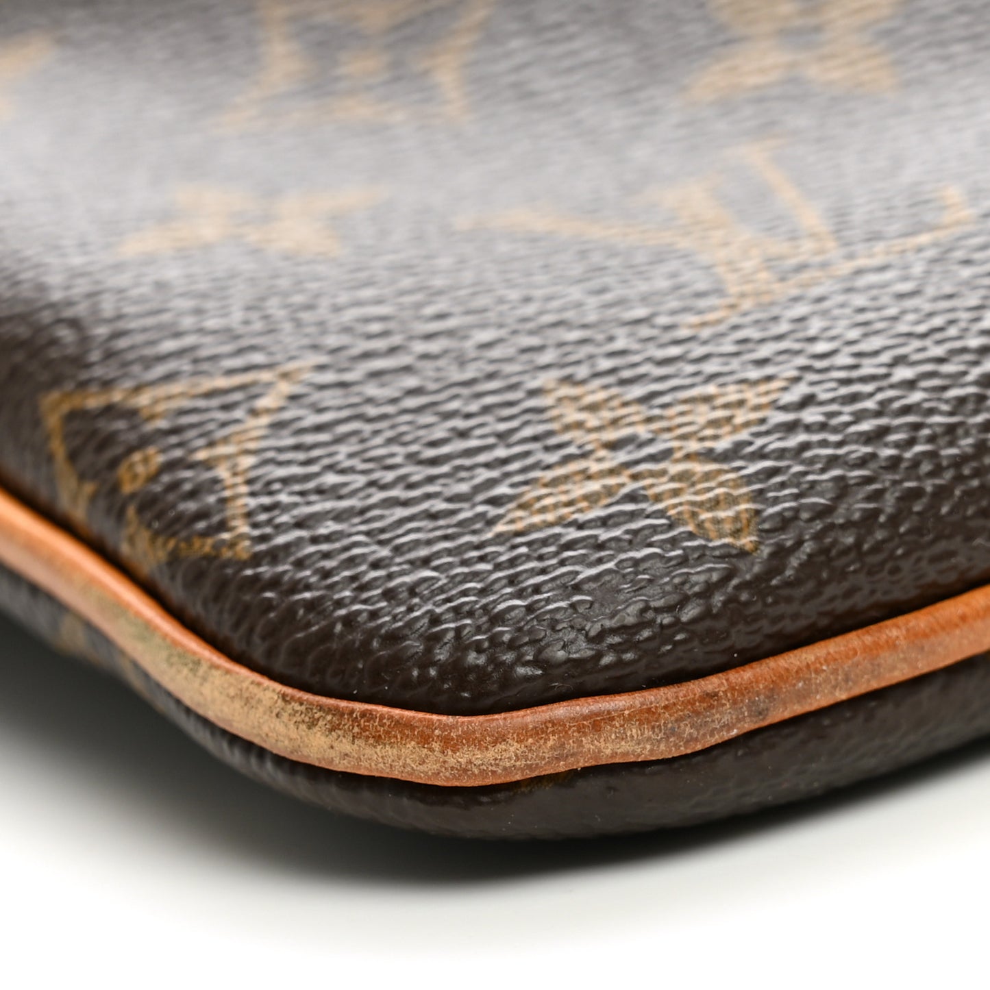 Monogram Pochette Valmy