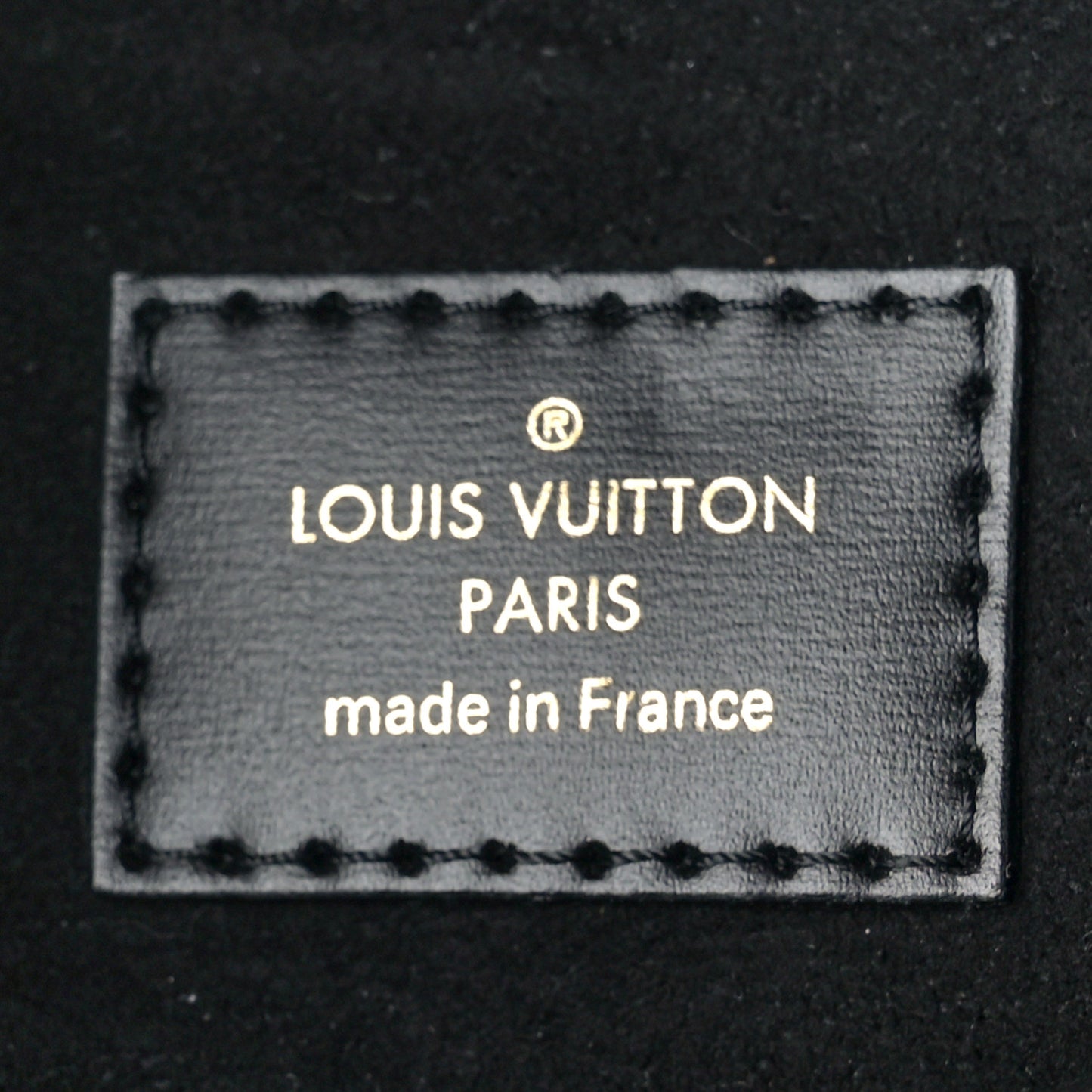 Reverse Monogram Pochette Metis