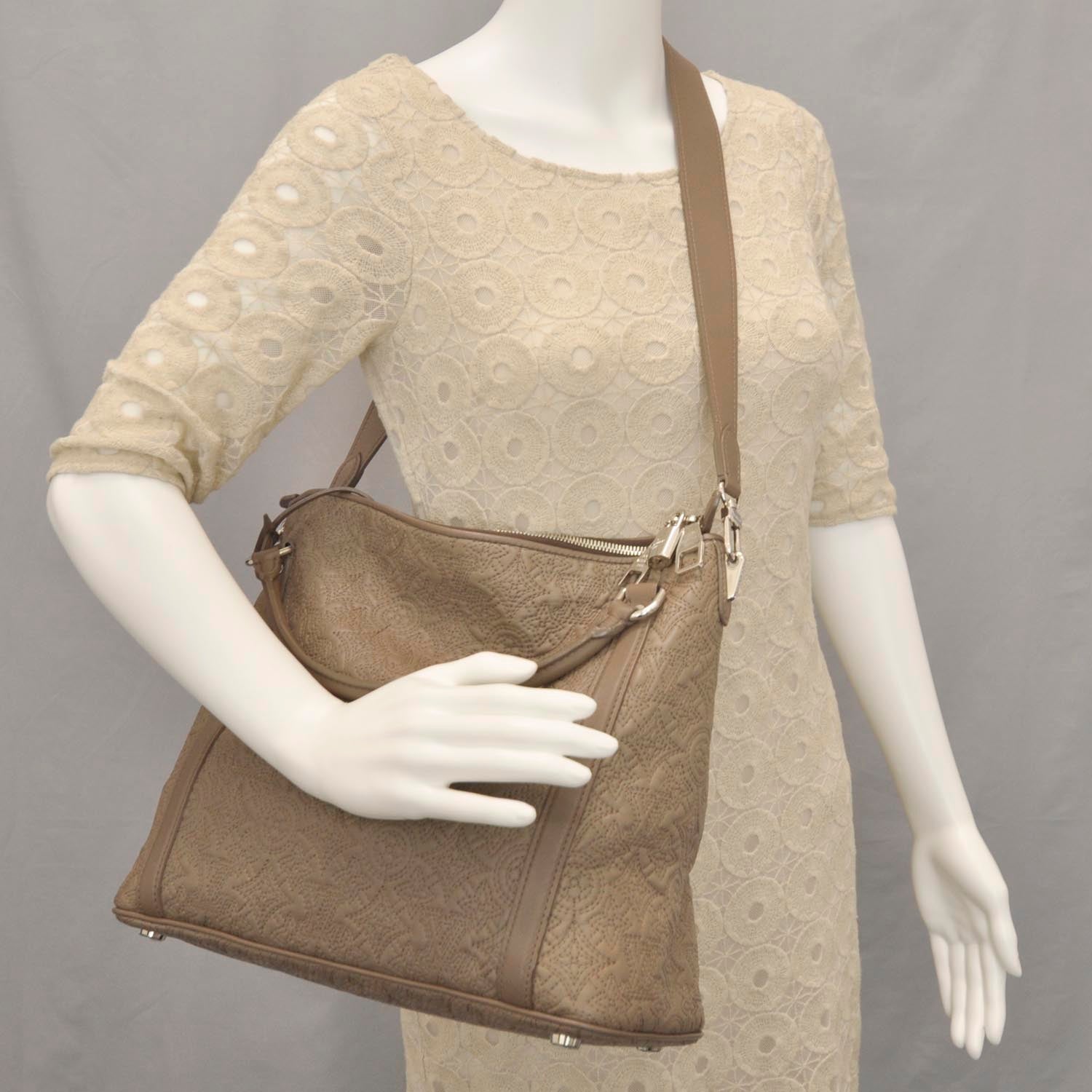 Louis Vuitton Monogram Antheia IXIA PM Fumee 2 of 10