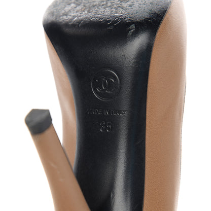 Chanel Lambskin Cap Toe CC Pumps 35 Beige Black 6 of 12