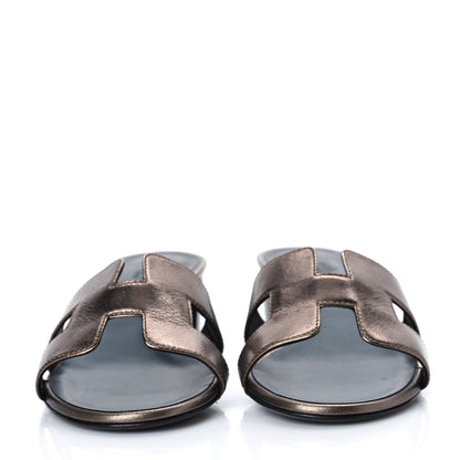 Hermes Metallic Nappa Oasis Sandals 36 Dore Vieilli 2 of 9