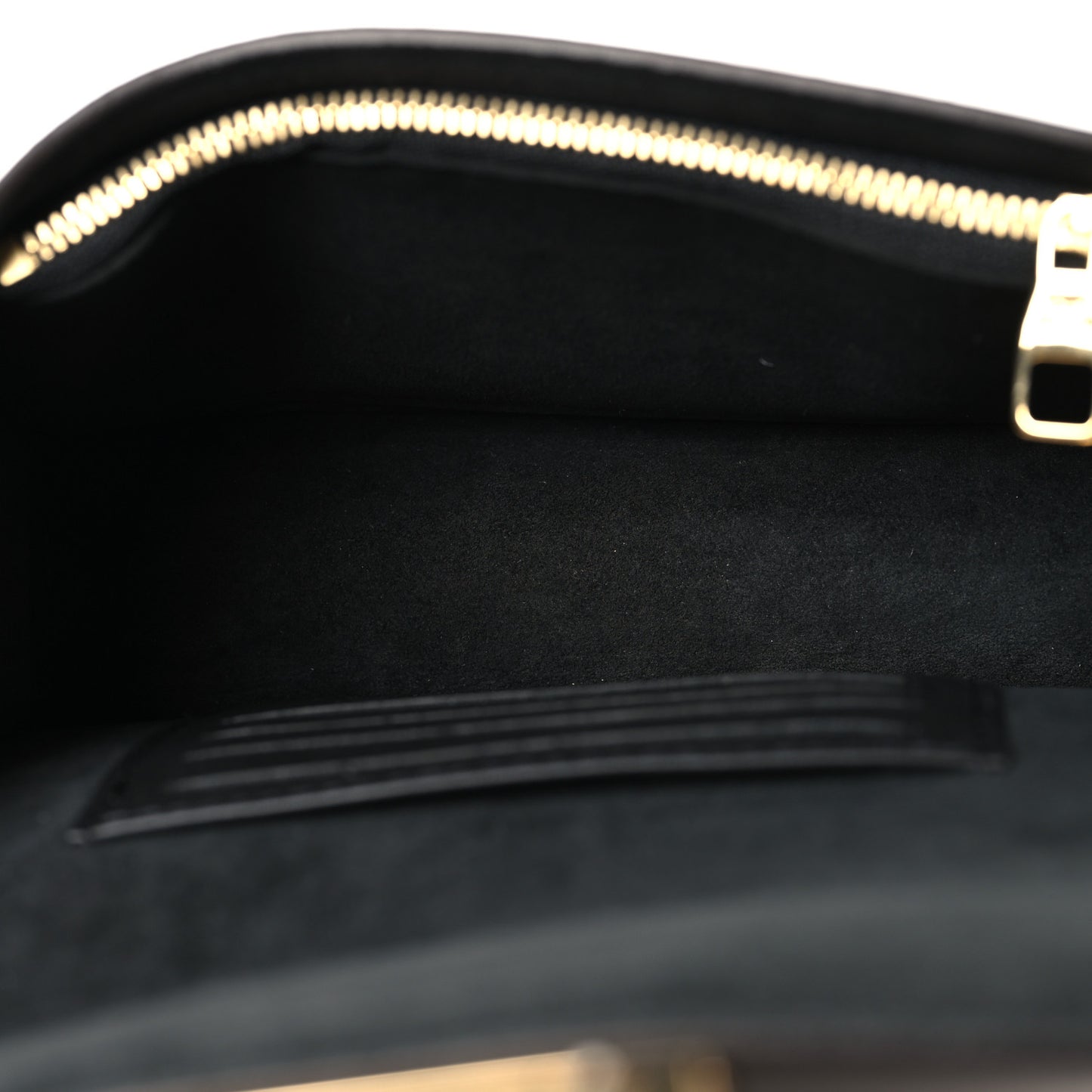 Reverse Monogram Dauphine Chain Wallet