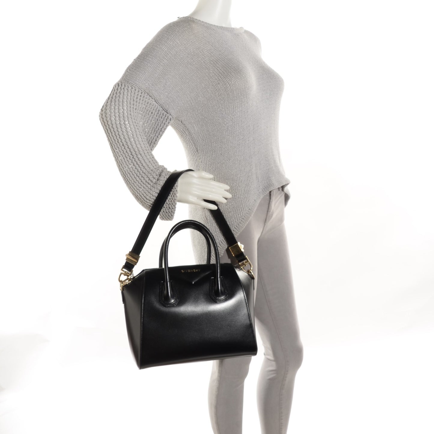 Shiny Lord Calfskin Small Antigona Black