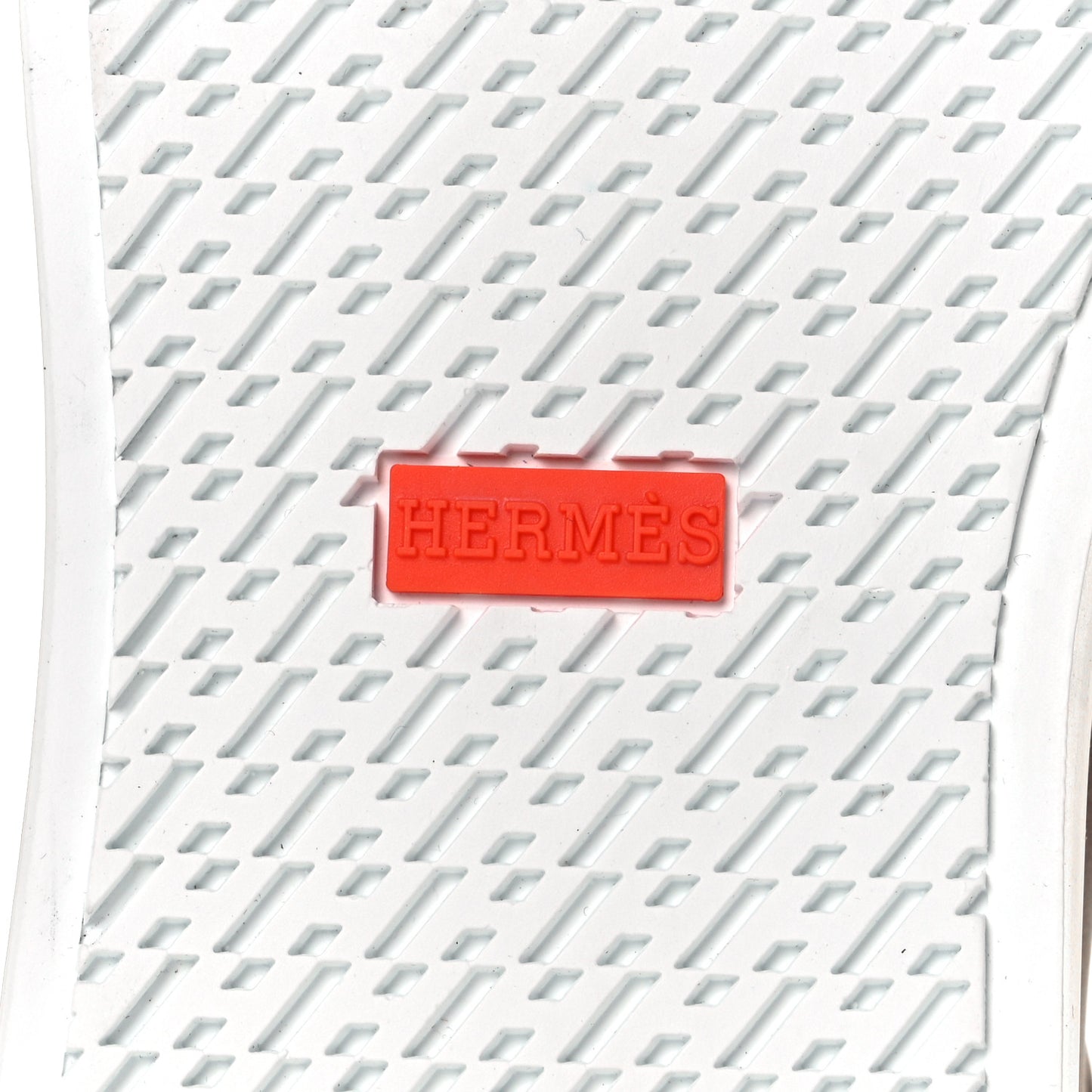 Calfskin Alligator Day Sneakers 36 Naturel
