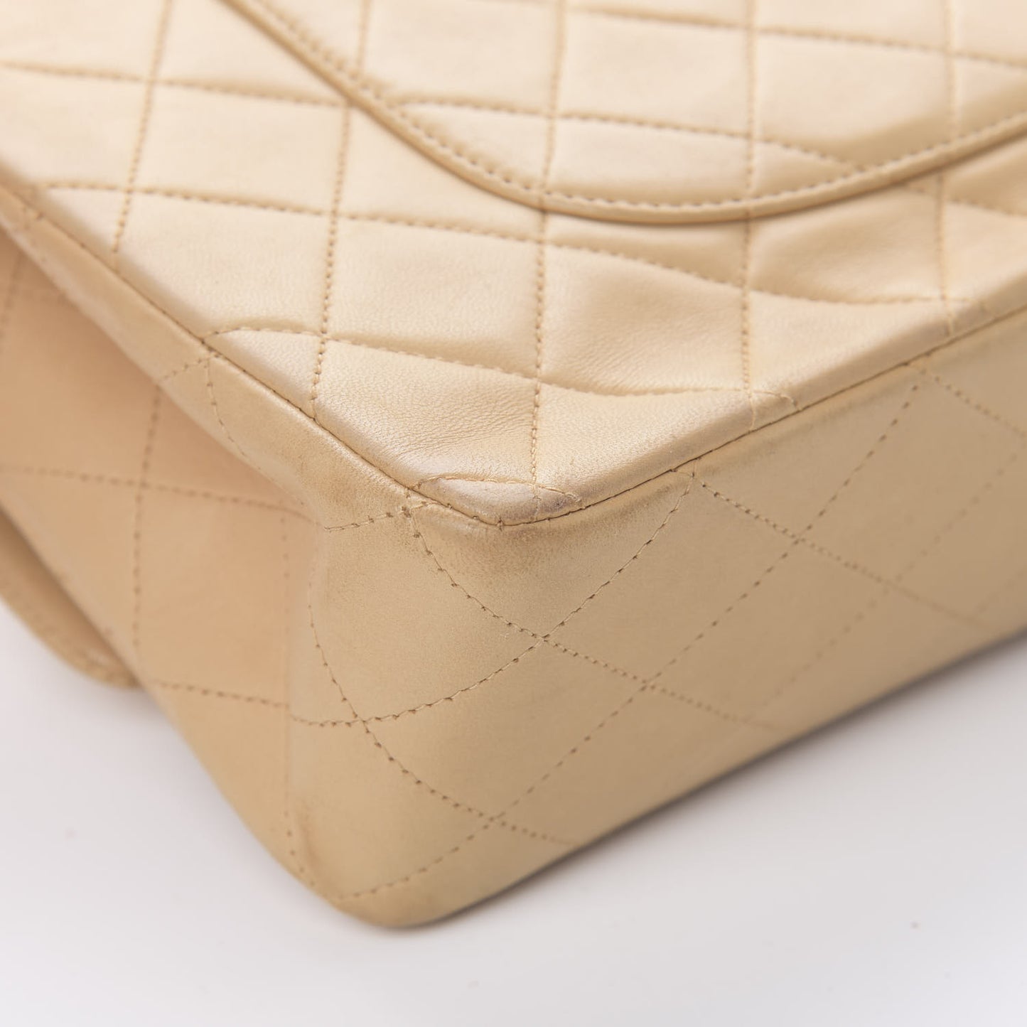 Lambskin Quilted Medium Double Flap Beige