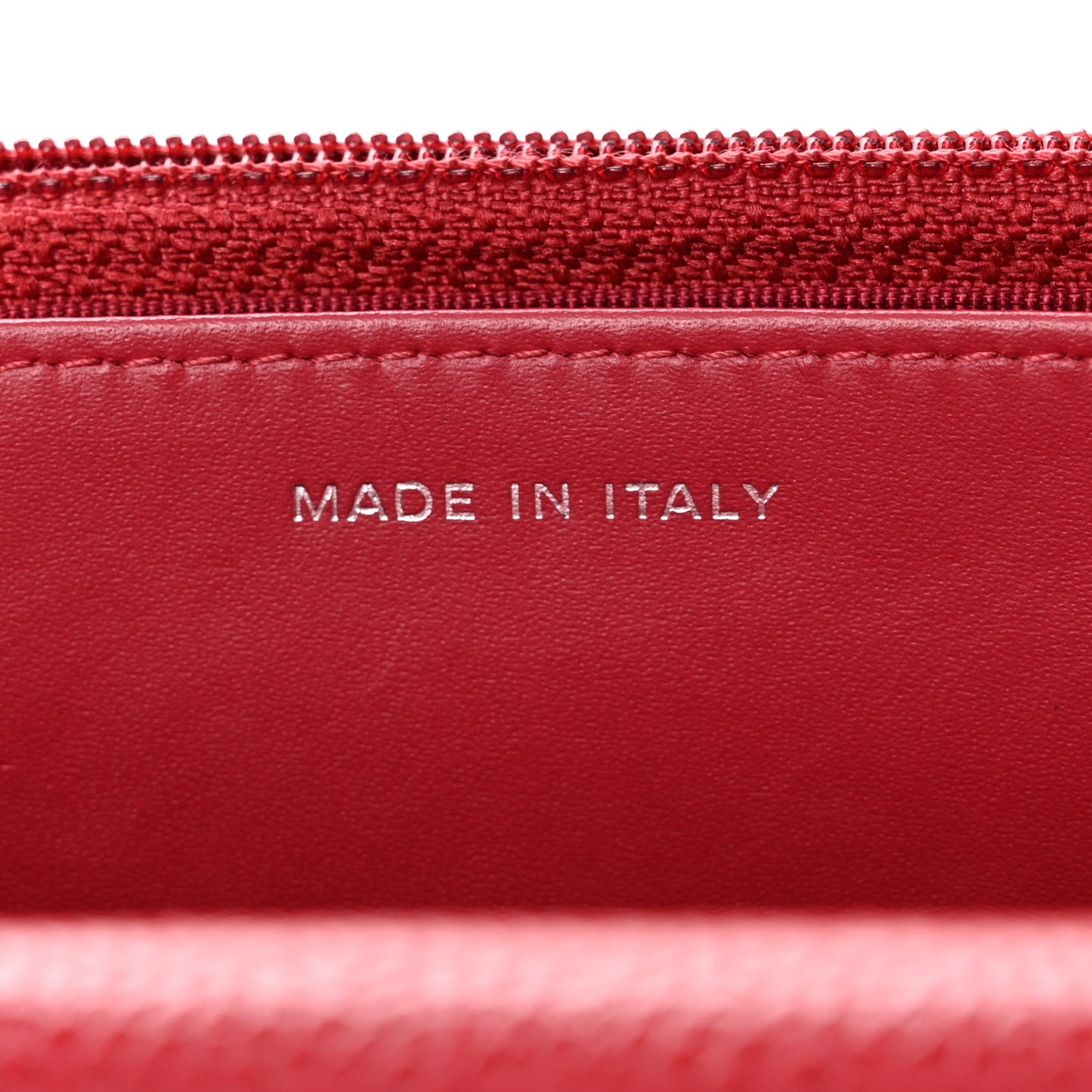 Iridescent Caviar Quilted Wallet On Chain WOC Red