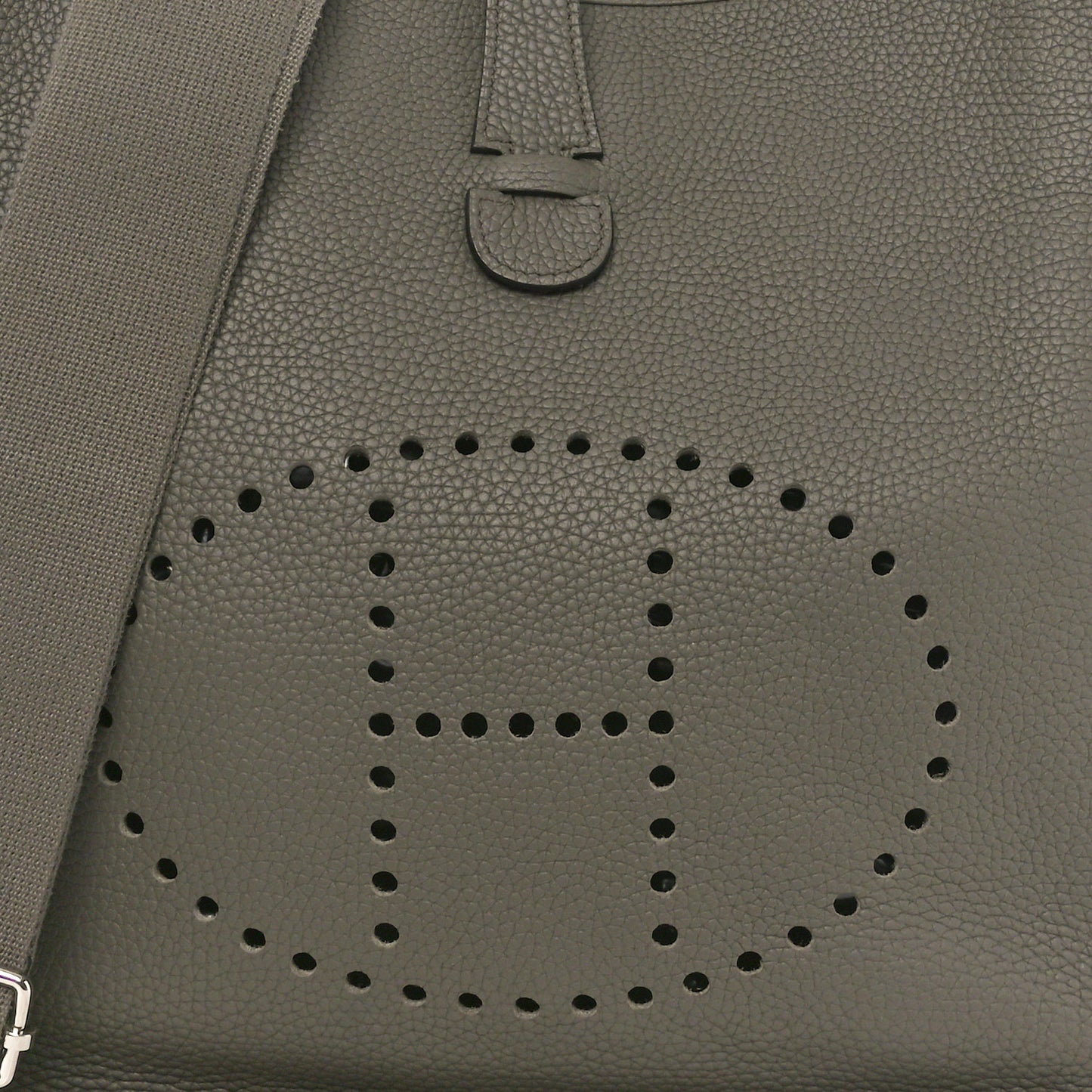 Taurillon Clemence Evelyne III GM Etain