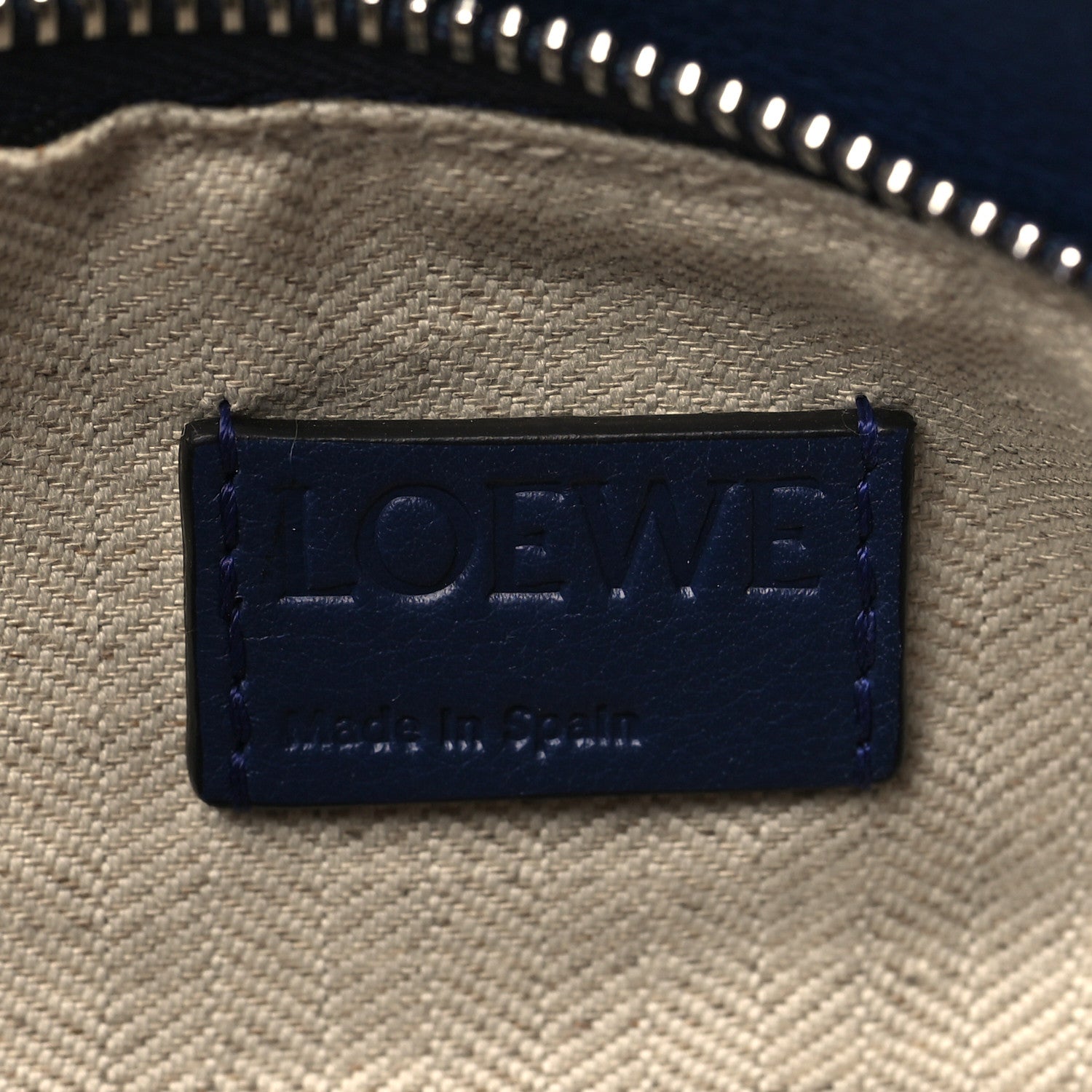 Loewe Calfskin Medium Puzzle Bag Marine 6 of 9