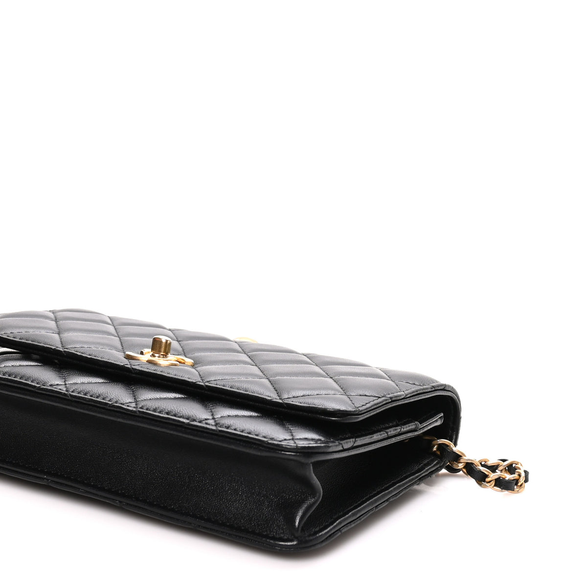Lambskin Quilted CC Pearl Crush Wallet on Chain WOC Black