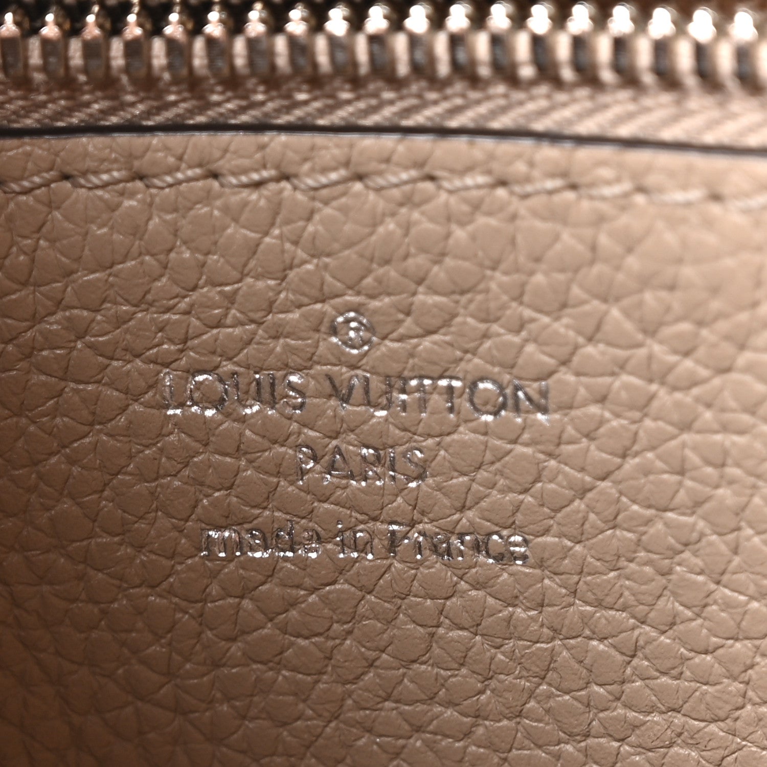 Louis Vuitton Mahina Muria Galet 5 of 8