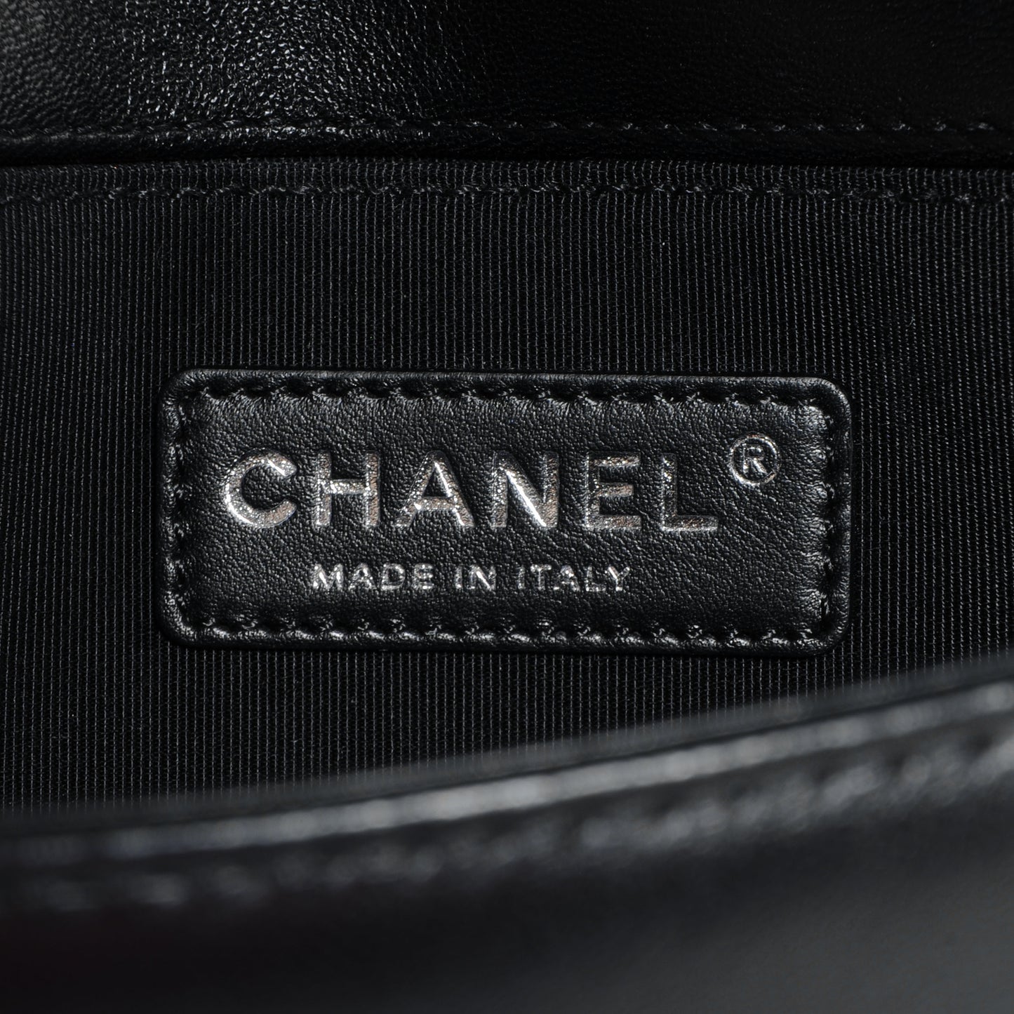 Perforated Lambskin Medium Boy Flap Black